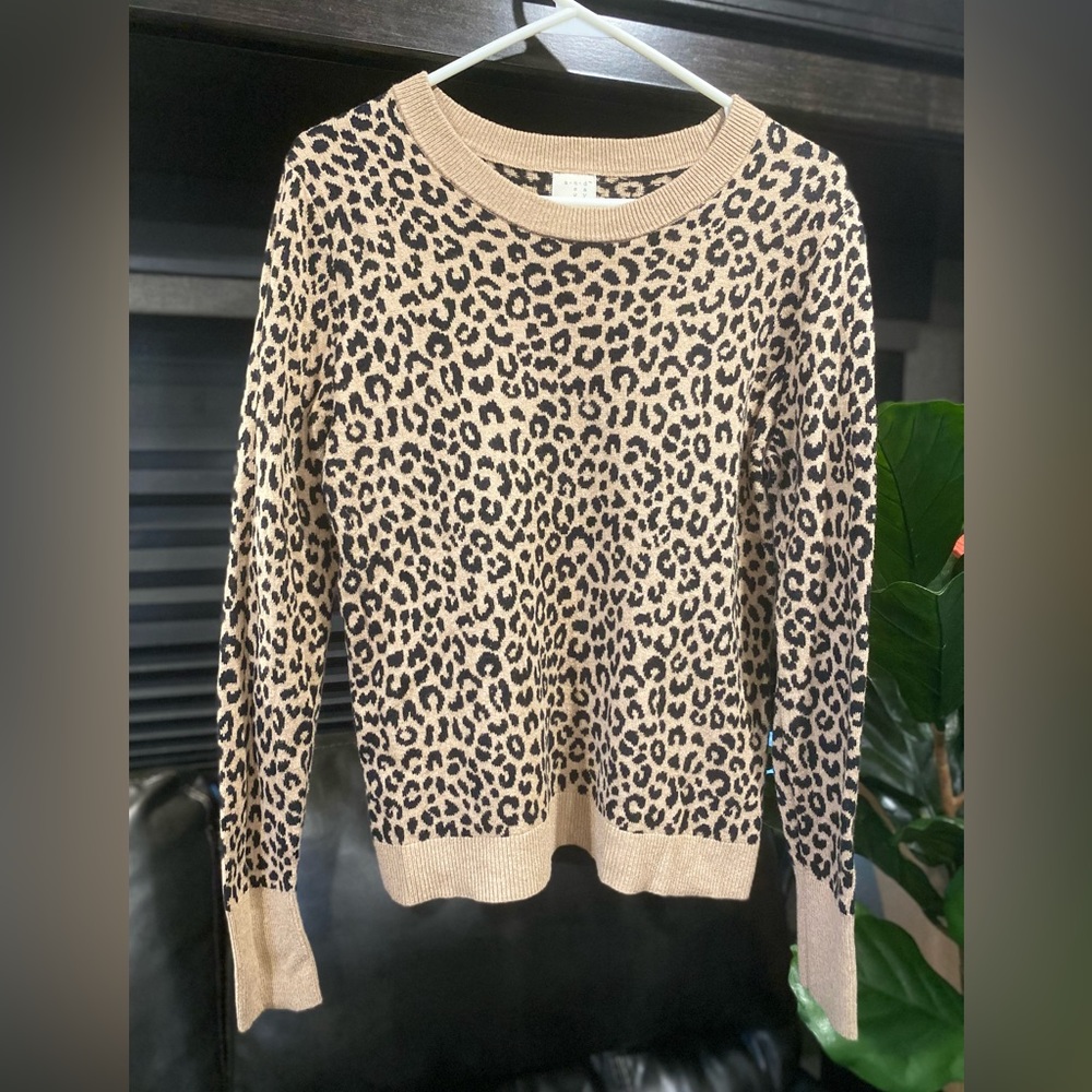 A new day Sweater animal print size L